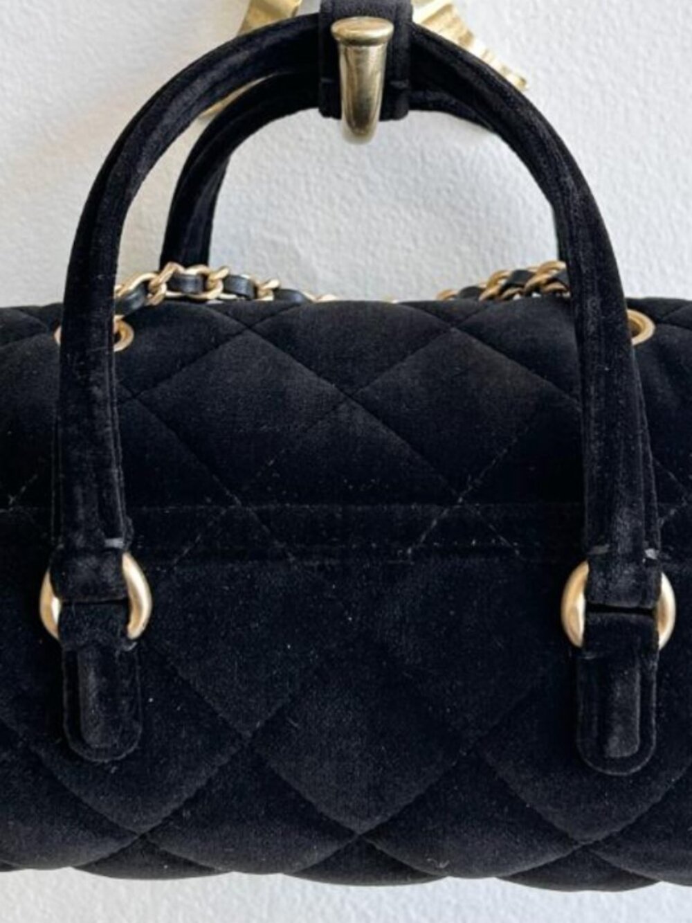 Chanel 2024 Black Velvet Barrel Bag – Mini Bowling 2-Way Shoulder Bag w/Box - Picture 7 of 13